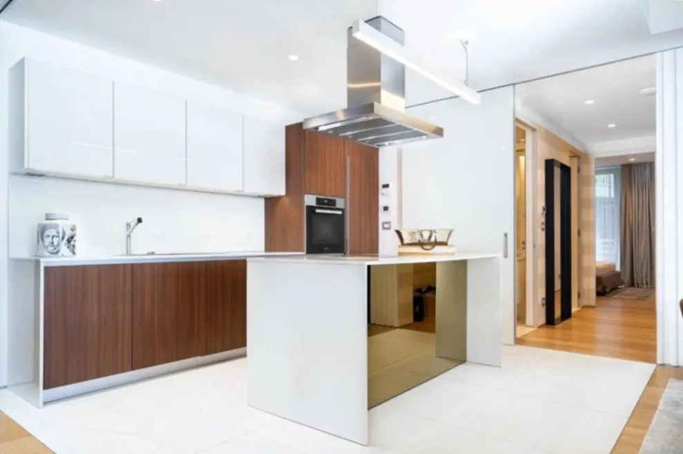 Sale, three bedroom apartment, 270m², Dukley Gardens, Budva