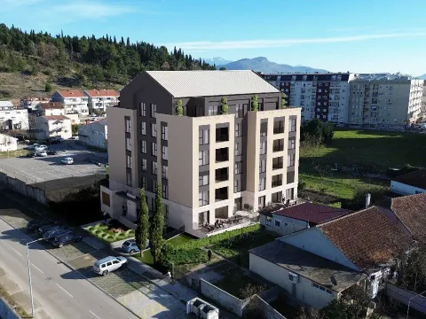 Prodaja, garsonjera, 24m², Podgorica, Crna Gora - image 1