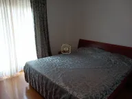 Izdavanje, trosoban stan, 103m², Stari Aerodrom, Podgorica - image 9