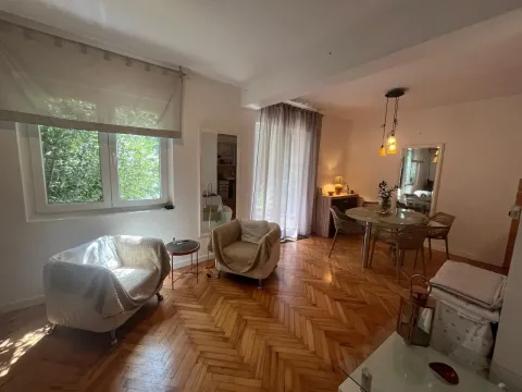 Izdavanje, dvosoban stan, 125m², Budva, Crna Gora - image 12