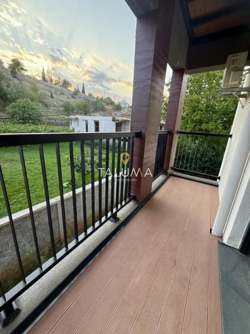 Rent, studio apartment, 30m², Zagorič, Podgorica