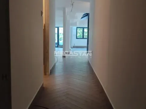 Izdavanje, poslovni prostor, 145m², Stari Grad, Beograd - image 6