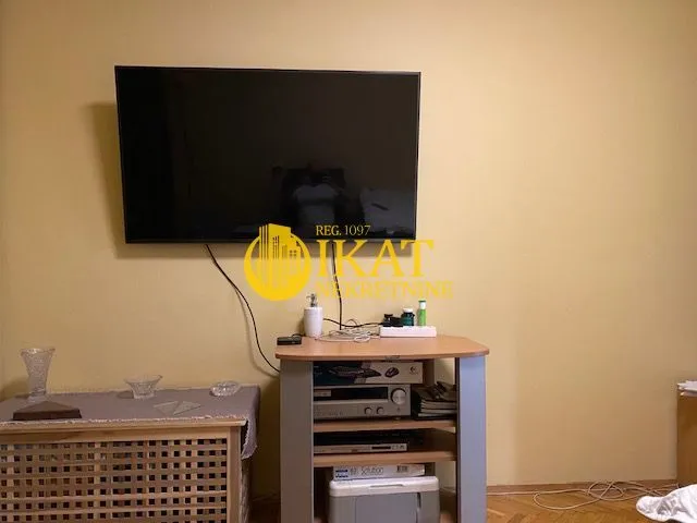 Sale, four bedroom apartment, 104m², Gradska Bolnica, Zvezdara Sve Podlokacije