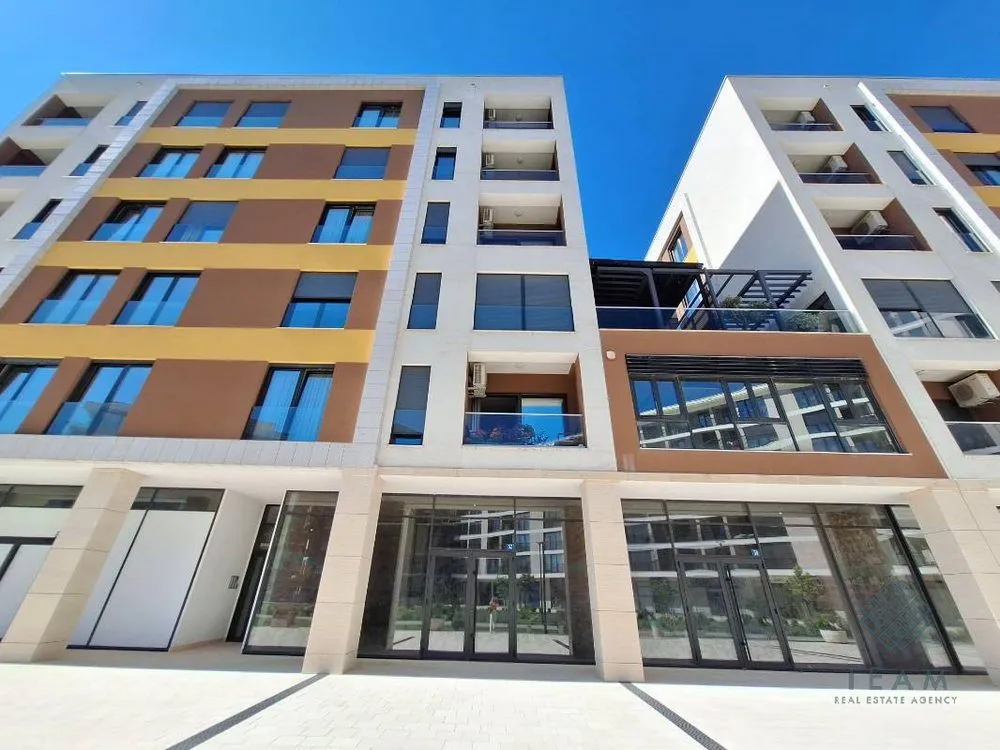 Rent, office space, 357m², Kod Capital Plaze, Podgorica
