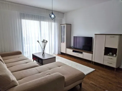 Izdavanje, dvosoban stan, 70m², Čeluga, Bar - image 12