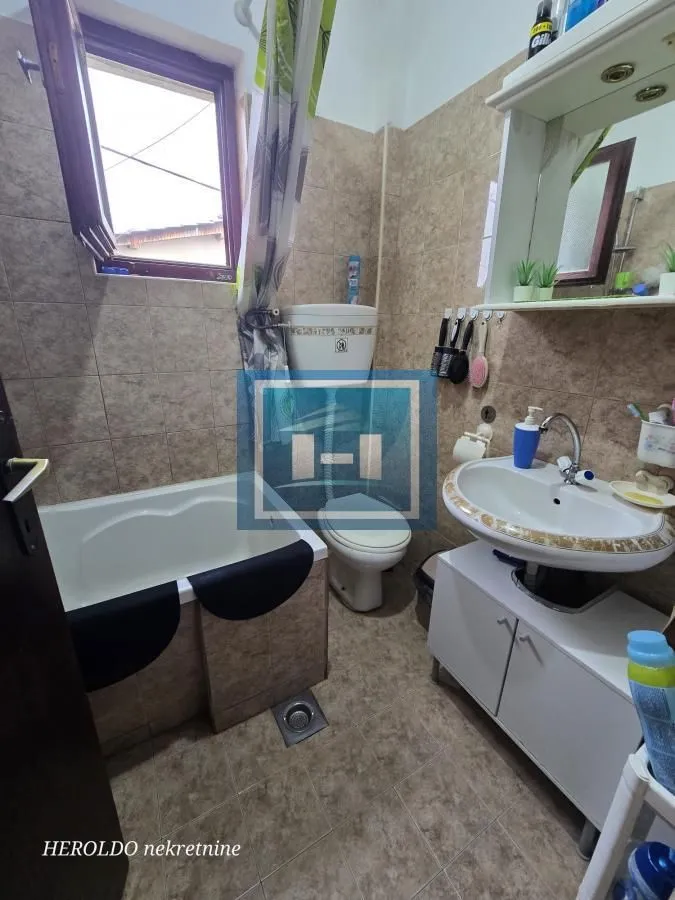 Prodaja, kuća, 140m², Vranje, Srbija