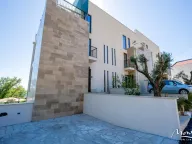 Sale, house, 220m², Reževići, Budva - image 2