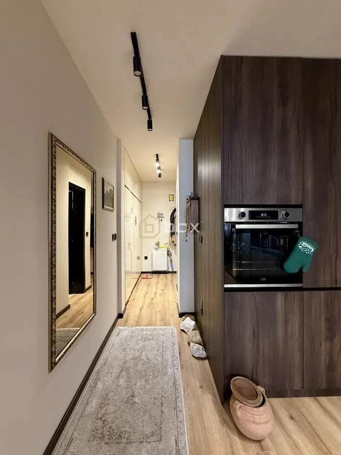 Prodaja, dvosoban stan, 75m², Medijana, Niš
