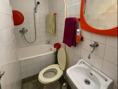 Sale, two bedroom apartment, 66m², Centar, Podgorica - image 9