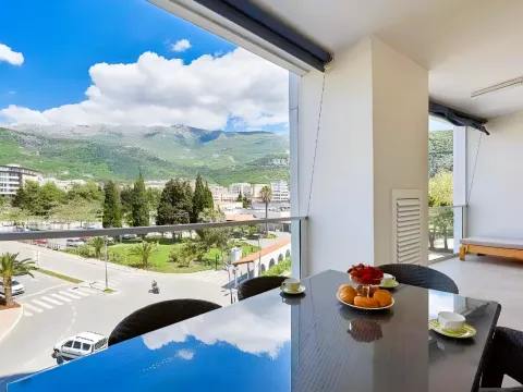 Sale, one bedroom apartment, 63m², Budva, Crna Gora - image 6