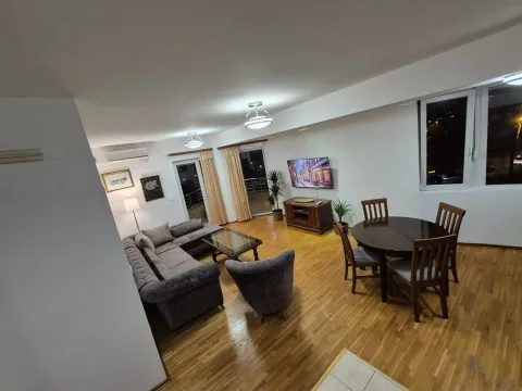 Izdavanje, dvosoban stan, 92m², Zabjelo, Podgorica - image 11