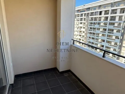 Sale, two bedroom apartment, 69m², Master Kvart, Podgorica - image 10