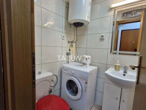 Rent, one bedroom apartment, 32m², Blok 9, Podgorica - image 2