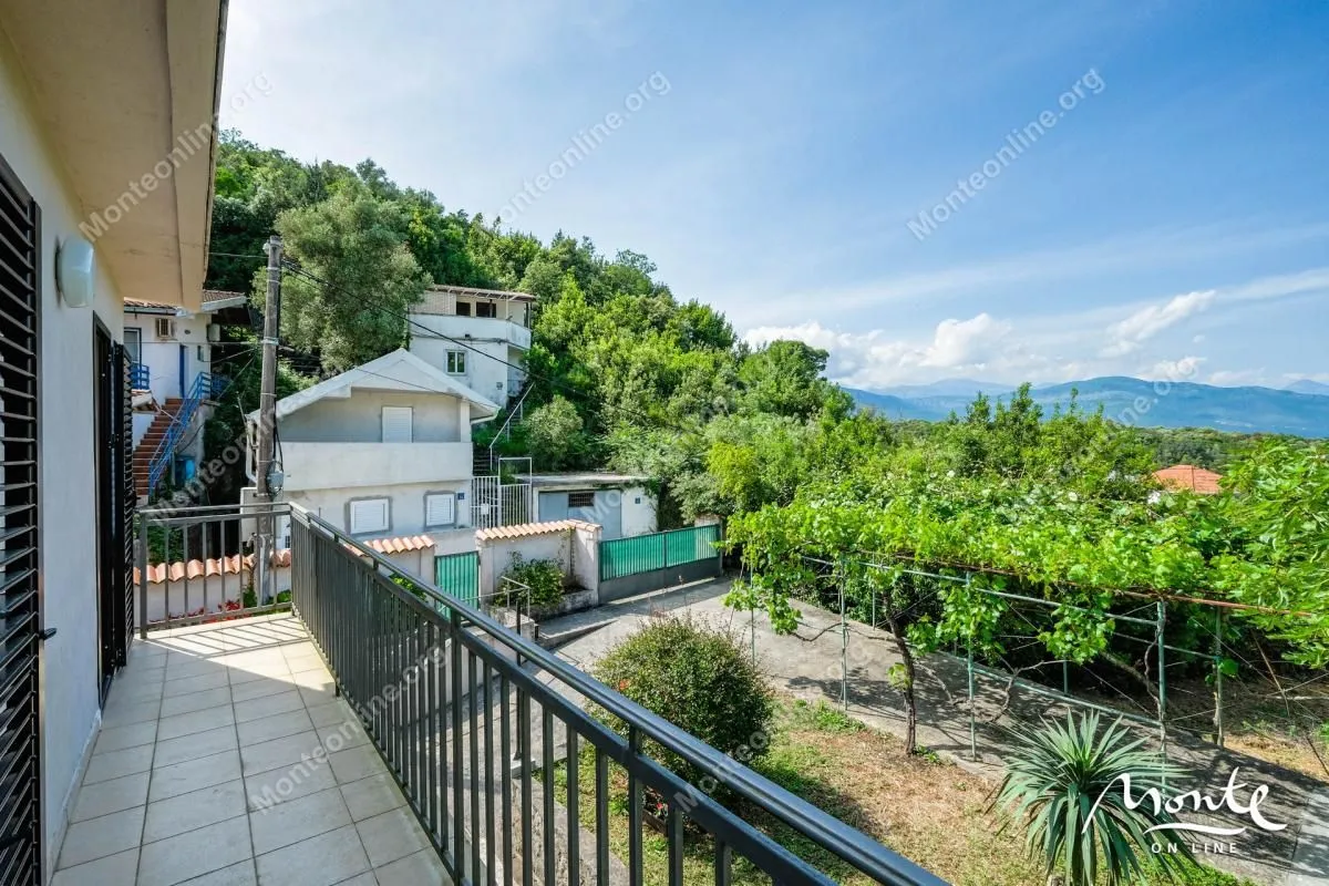 Prodaja, kuća, 116m², Tivat, Crna Gora