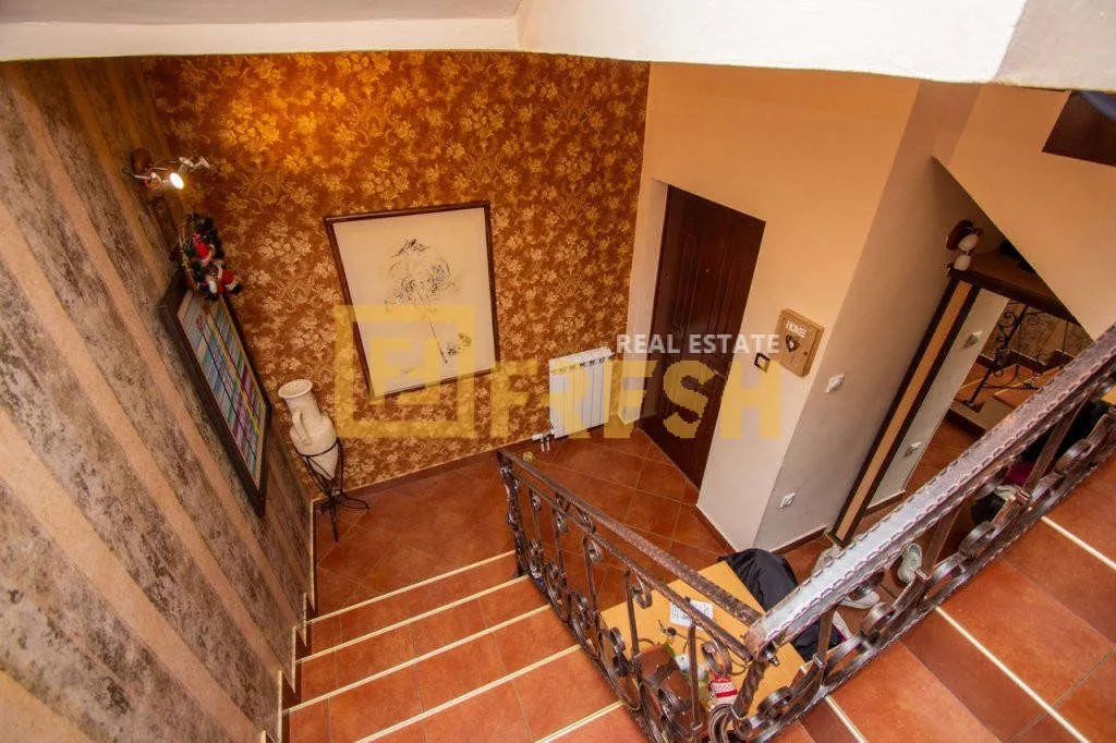 Prodaja, trosoban stan, 155m², Gorica C, Podgorica