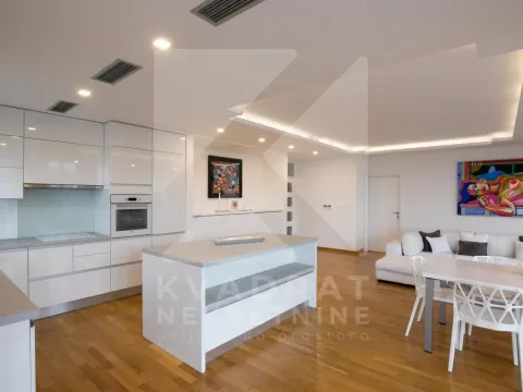 Izdavanje, dvosoban stan, 123m², Momišići, Podgorica - image 6