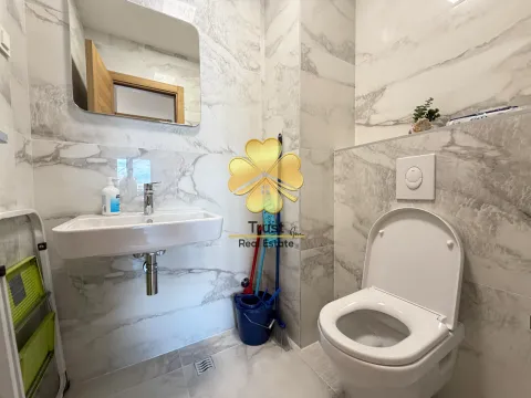 Rent, two bedroom apartment, 75m², Podgorica, Crna Gora - image 8