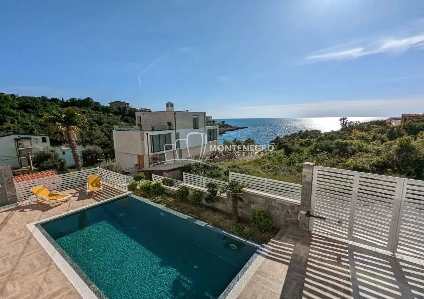 Prodaja, kuća, 365m², Centar, Bar