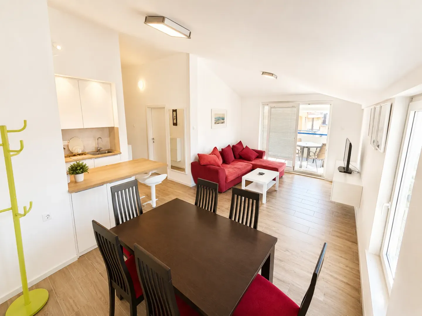 Rent, one bedroom apartment, 50m², Velji Vinogradi, Budva