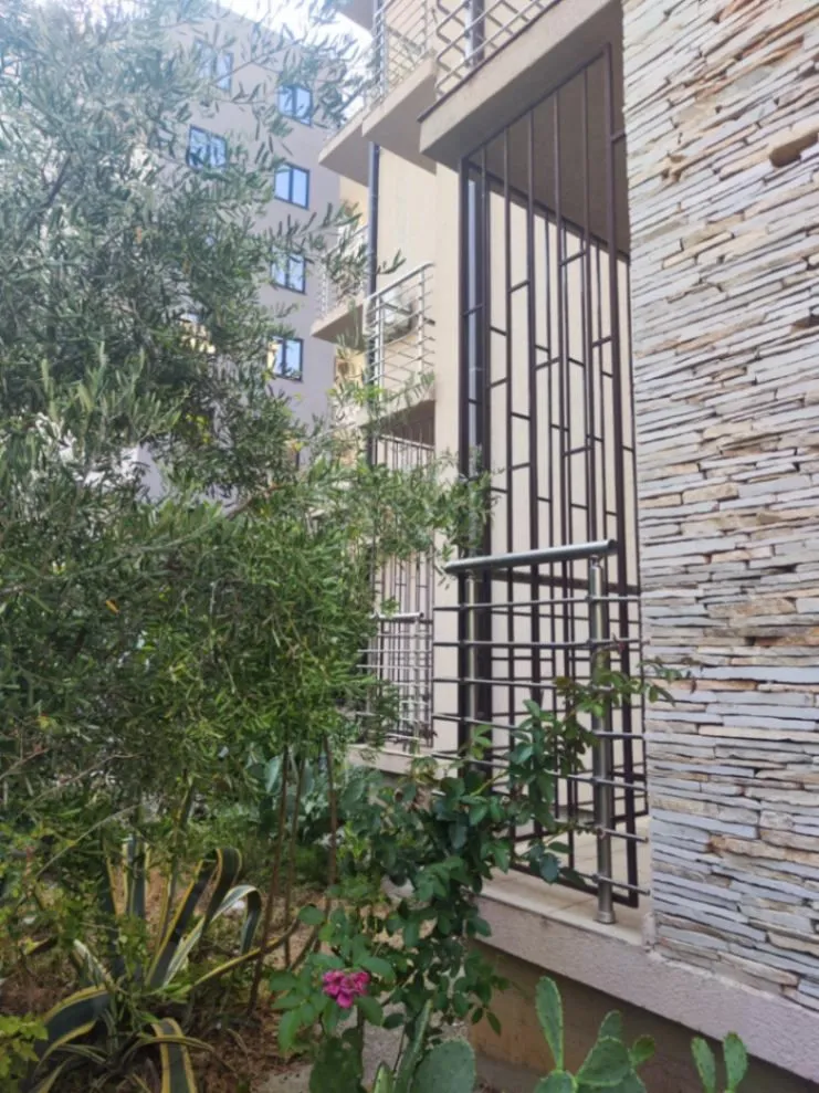Prodaja, dvosoban stan, 67m², Bečići, Budva