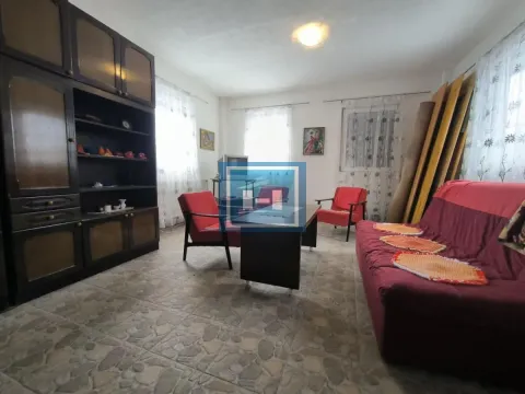 Prodaja, kuća, 160m², Ravna Reka, Despotovac - image 23