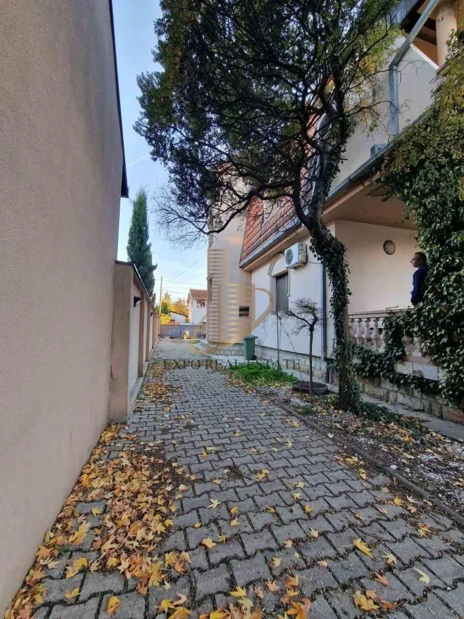 Rent, office space, 450m², Bulevar Evrope, Novi Sad Sve Podlokacije