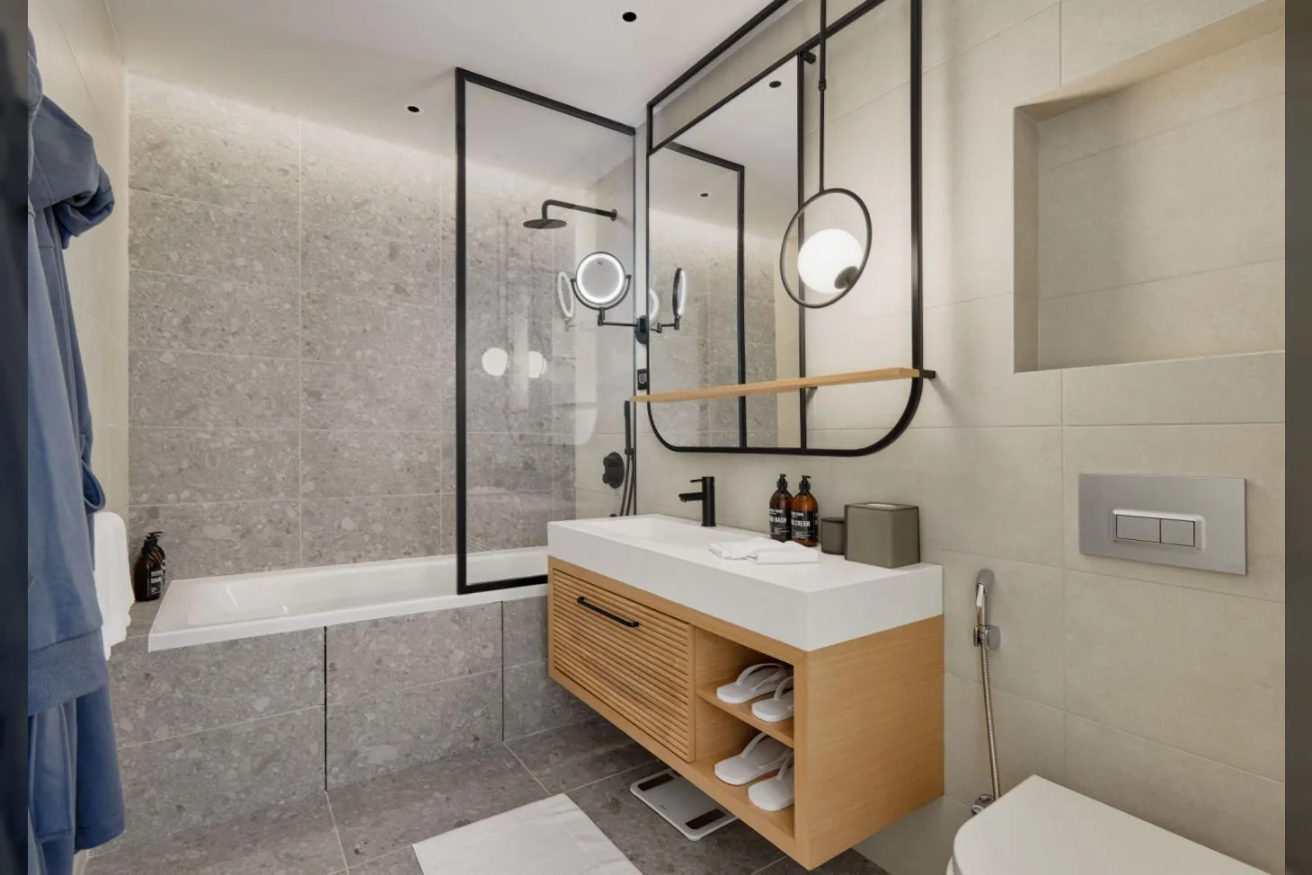 Prodaja, dvosoban stan, 115m², Tivat, Crna Gora