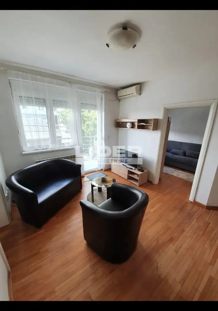 Izdavanje, jednosoban stan, 43m², Neimar, Vračar Sve Podlokacije