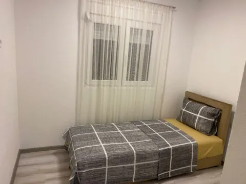 Rent, house, 60m², Radanovići, Kotor - image 6