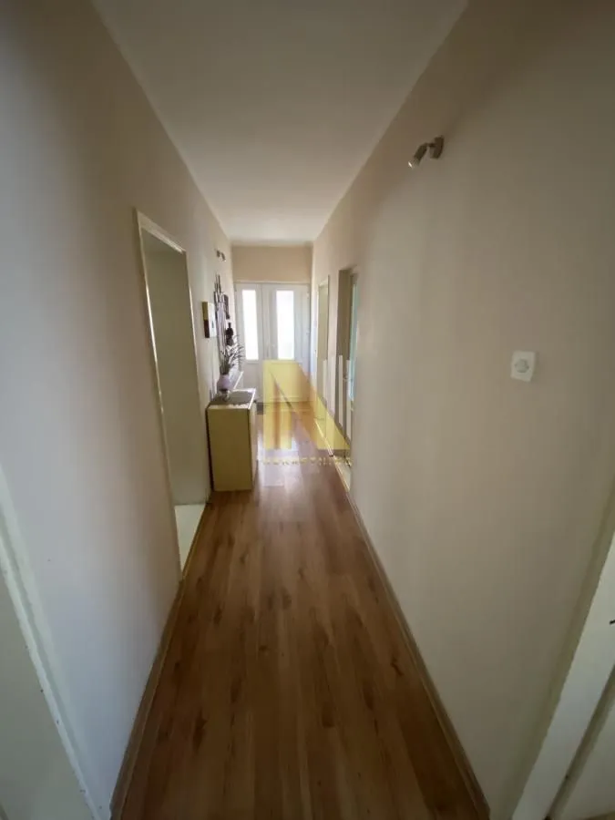 Prodaja, kuća, 224m², Kać, Novi Sad Sve Podlokacije