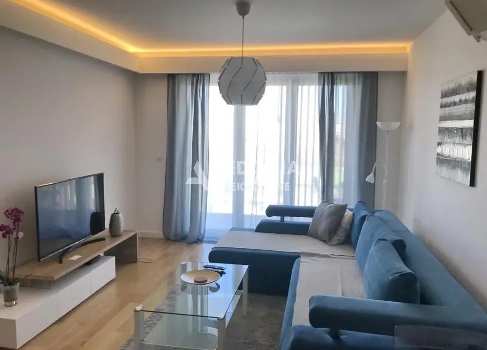 Prodaja, dvosoban stan, 61m², Novi Beograd Blok 65, Novi Beograd Sve Podlokacije