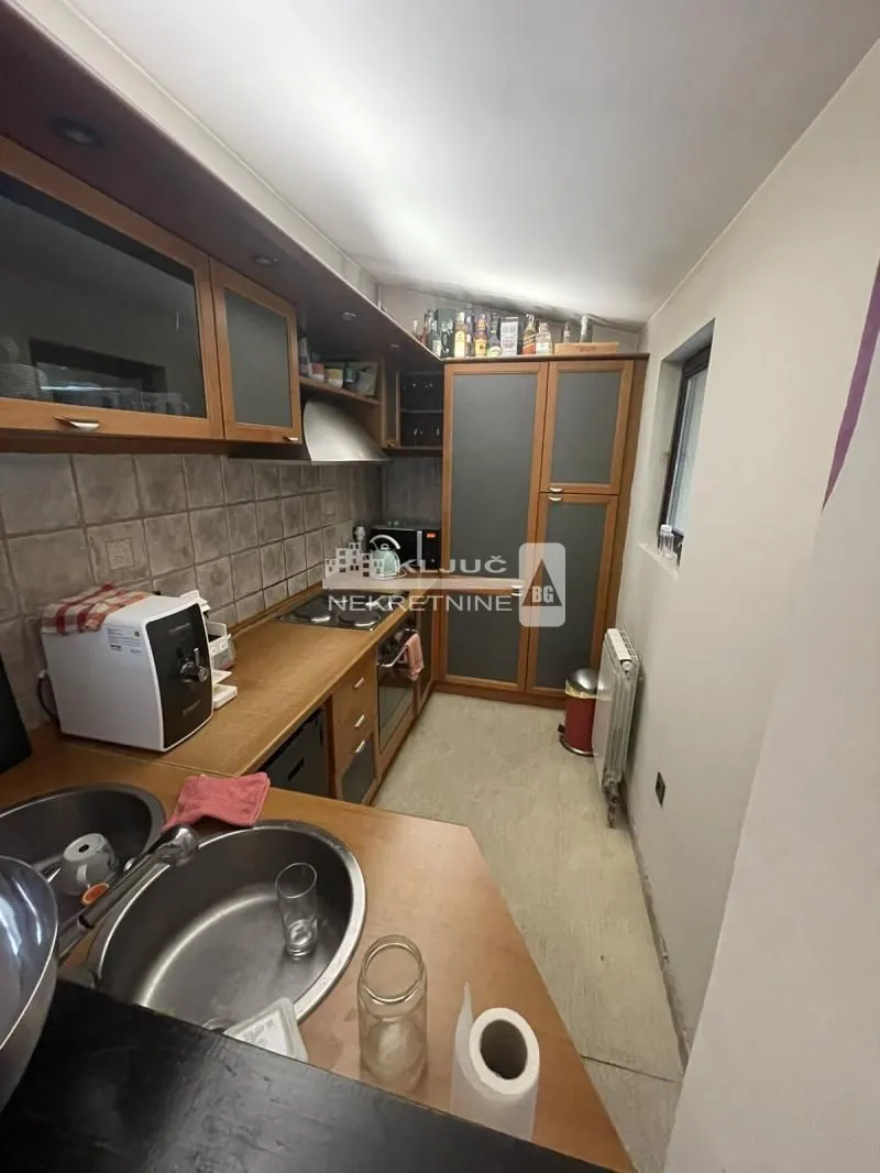 Prodaja, dvosoban stan, 113m², Vračar Sve Podlokacije, Beograd