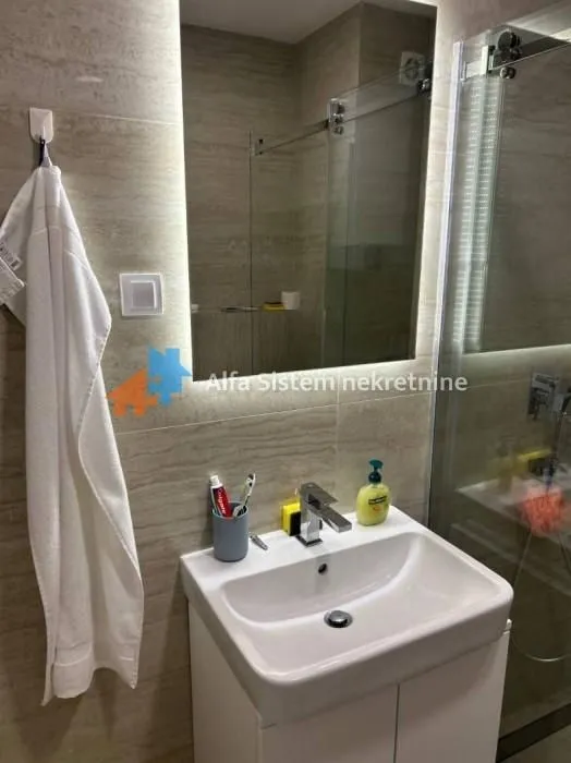 Rent, three bedroom apartment, 90m², Tašmajdan, Palilula Sve Podlokacije