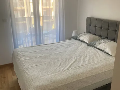 Izdavanje, jednosoban stan, 48m², City Kvart, Podgorica - image 5