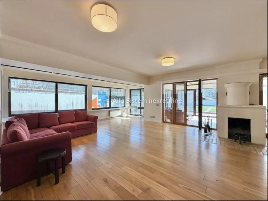 Rent, house, 300m², Čukarica, Beograd