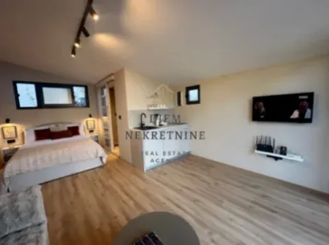 Izdavanje, garsonjera, 25m², Vranići, Podgorica - image 8