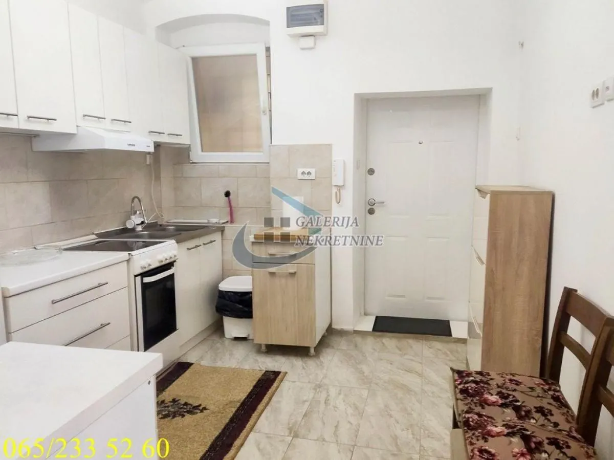 Prodaja, jednosoban stan, 36m², Vračar Hram, Vračar Sve Podlokacije