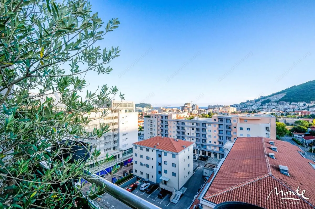 Sale, four bedroom apartment, 179m², Budva, Crna Gora