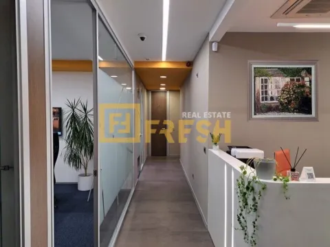 Prodaja, poslovni prostor, 391m², Preko Morače, Podgorica