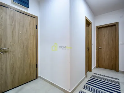 Izdavanje, dvosoban stan, 69m², Master Kvart, Podgorica - image 9