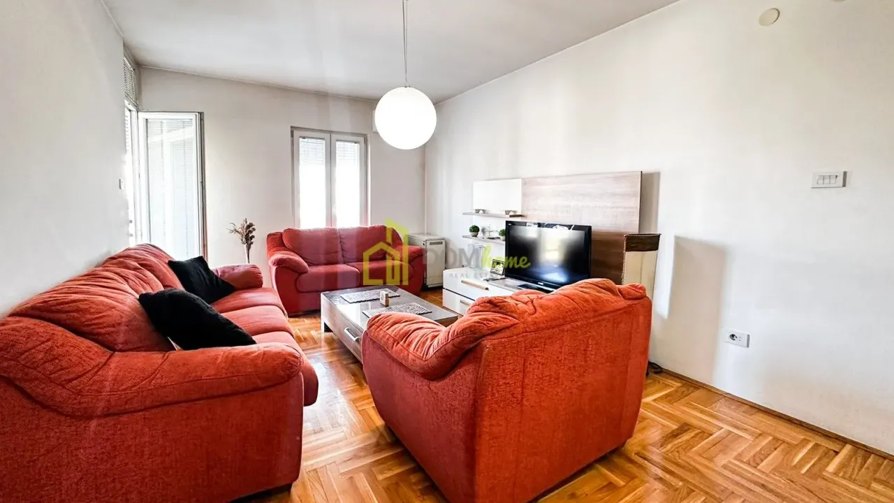 Izdavanje, jednosoban stan, 42m², Kod Big Fashion-a, Podgorica