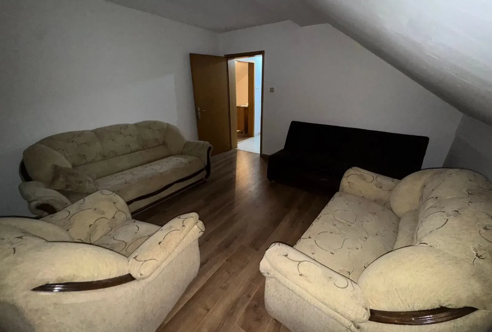 Rent, apartment, 100m², Podgorica, Crna Gora