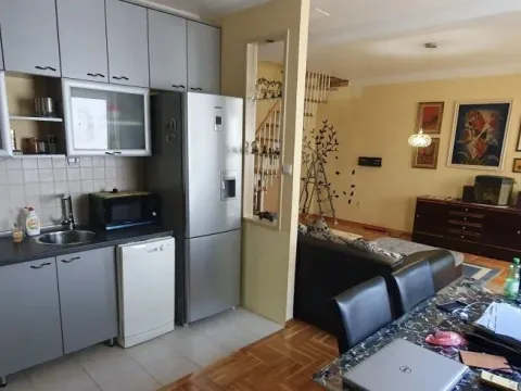 Sale, four bedroom apartment, 85m², Socijalno, Novi Sad Sve Podlokacije - image 2