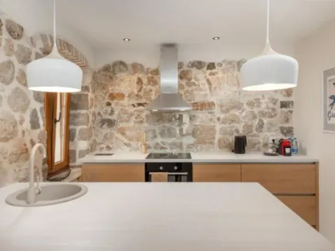 Prodaja, kuća, 111m², Škaljari, Kotor - image 14