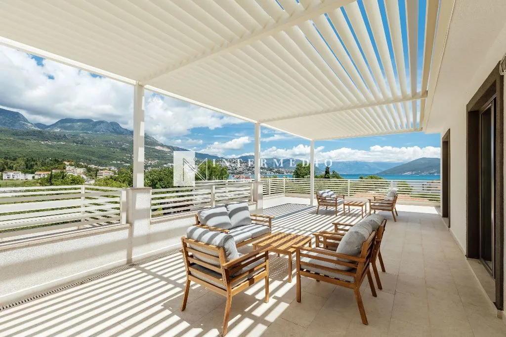 Prodaja, jednosoban stan, 92m², Igalo, Herceg Novi