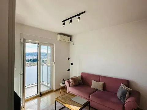 Sale, one bedroom apartment, 44m², City Kvart, Podgorica - image 10