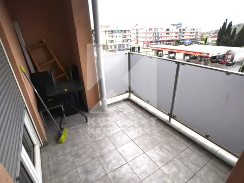 Izdavanje, jednosoban stan, 46m², City Kvart, Podgorica - image 12