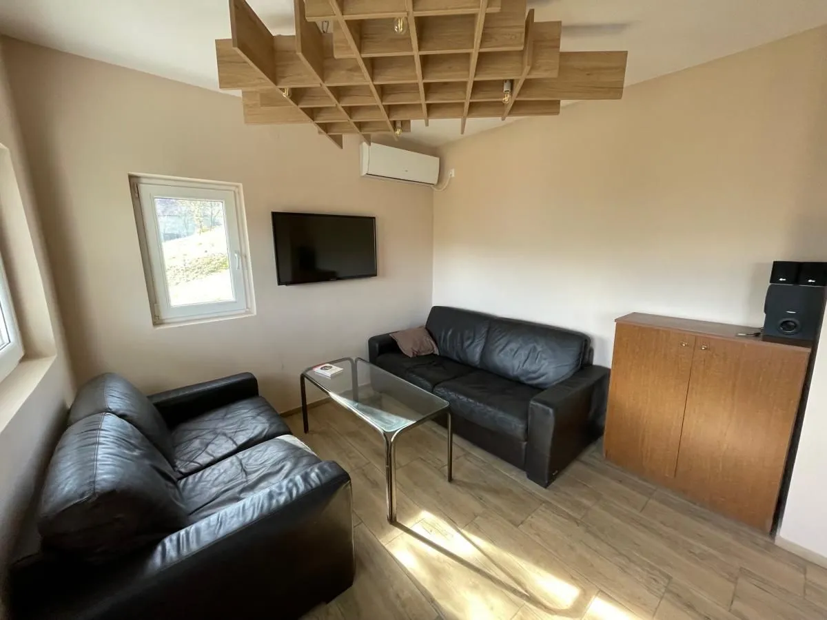 Prodaja, kuća, 92m², Paragovo, Petrovaradin
