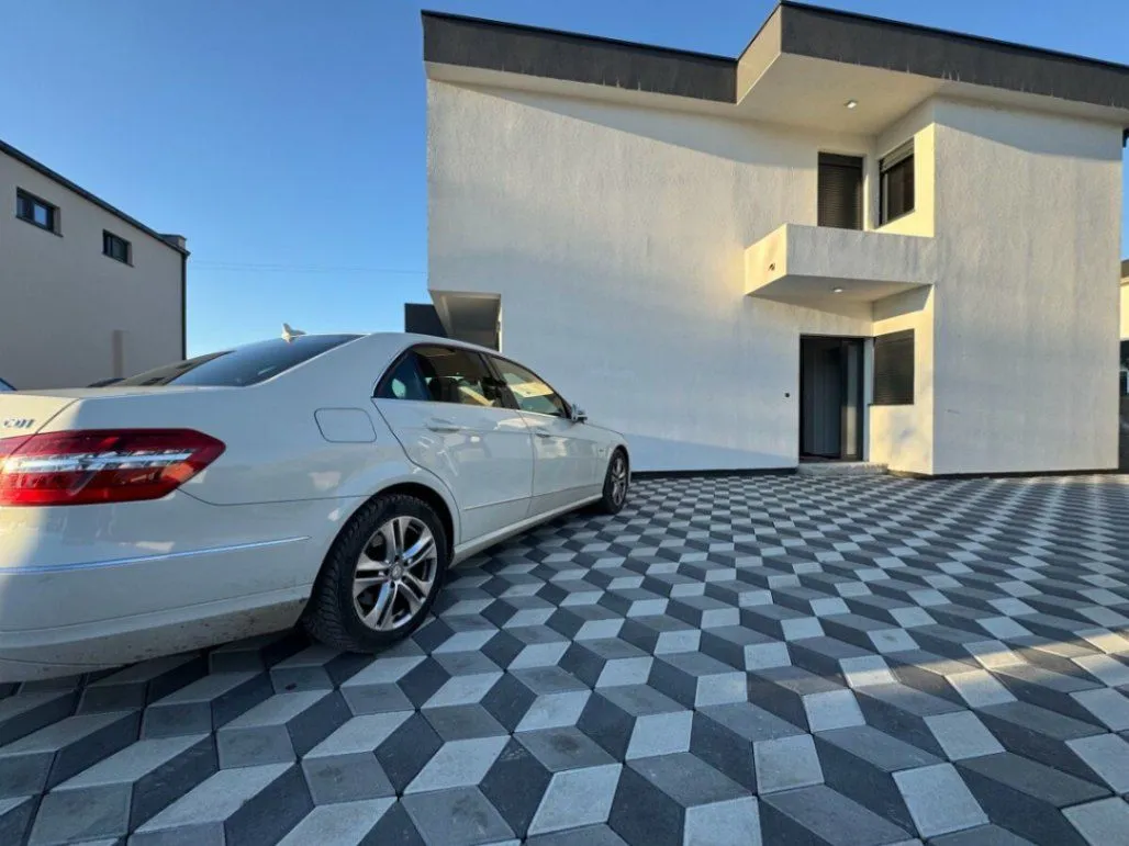 Sale, house, 190m², Polje, Bar