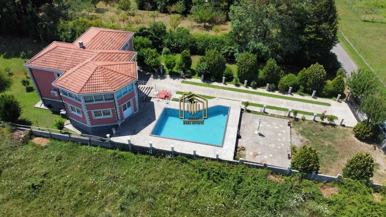Sale, house, 340m², Jastreb, Danilovgrad